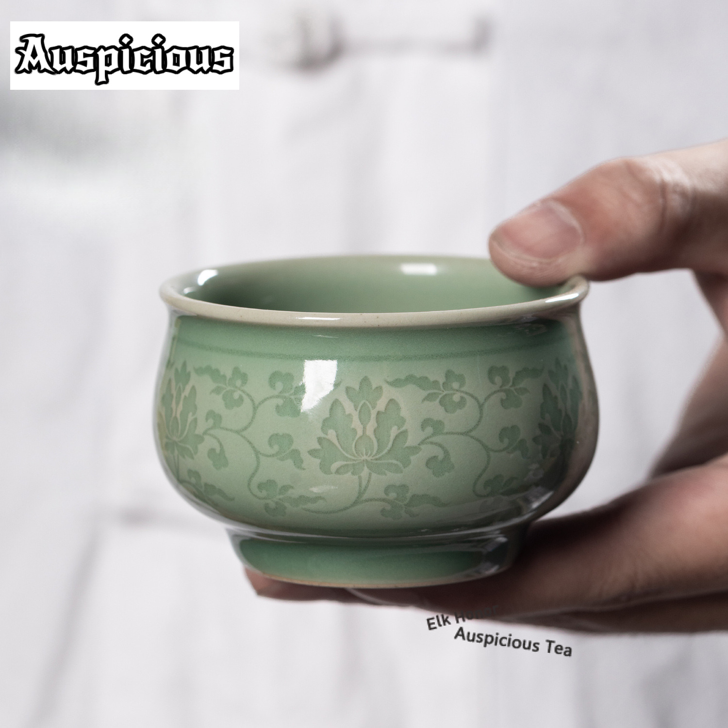 Celadon Ceramic Cup - ถ้วยชาเซลาดอนลายดอกบัวทำมือ 108 มล. ถ้วยชาหรูหรา ถ้วยเดี่ยว ถ้วยชิมชา