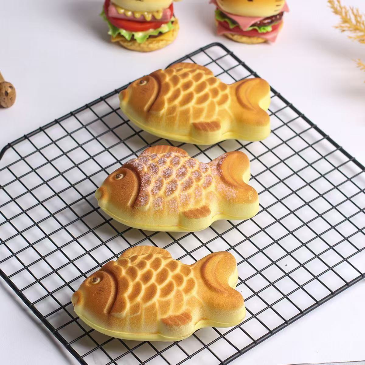 1 ชิ้น ของเล่นบีบคลายเครียดรูป - Tteokbokki Rice Cake บทวิจารณ์และราคา